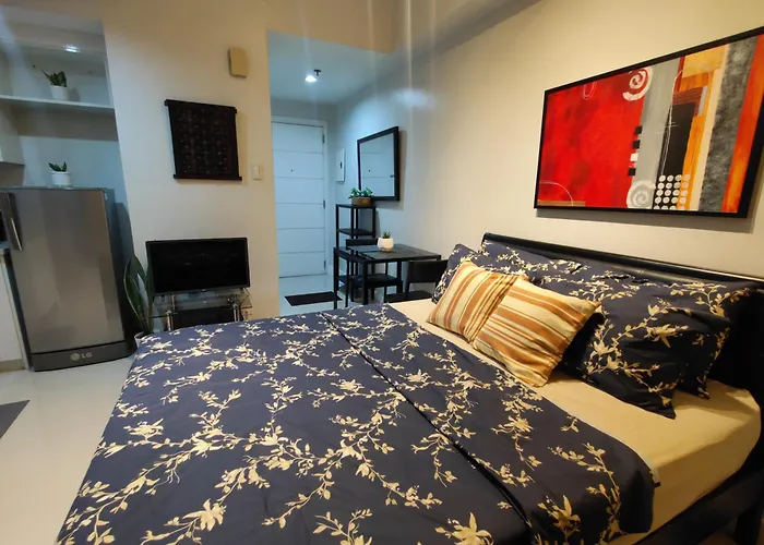 Lowest Rate In Makati With Fast Wifi And View Aparthotel Manila
